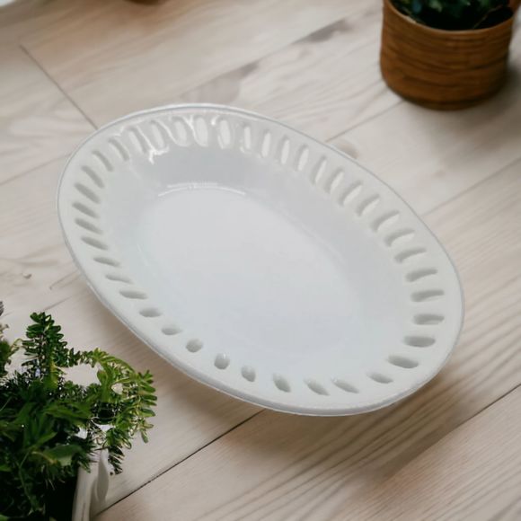 Porcelain Slotted Candy Dish Bowl Classic White Oval Shaped - Picture 1 of 7